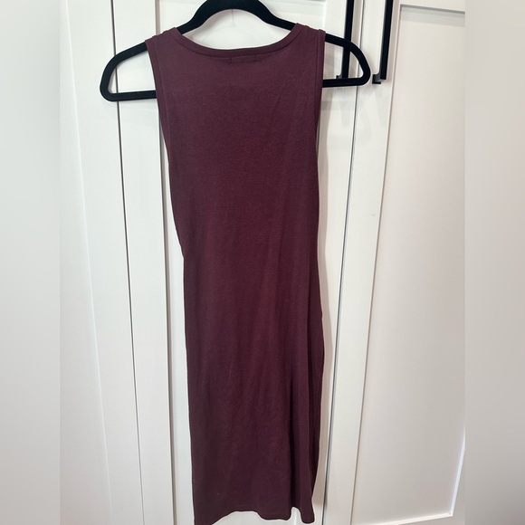 Leith Sleeveless Dress in plum - Picture 7 of 7